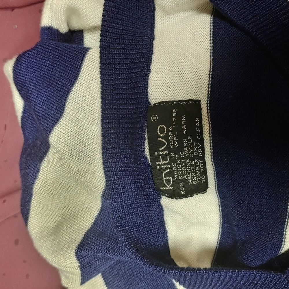 Knitvo Navy White Striped Sweater